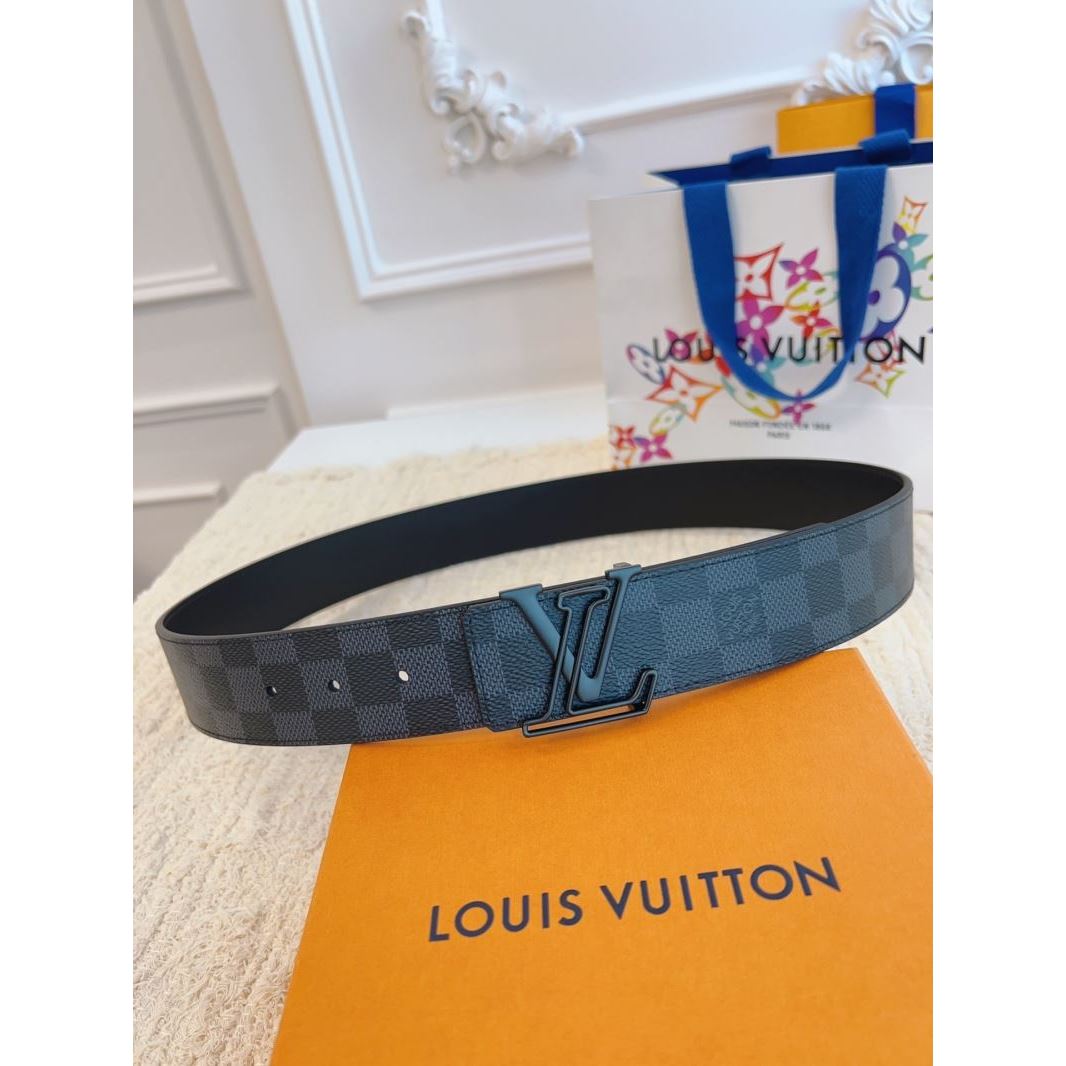 l0vis Vvtt0n belts